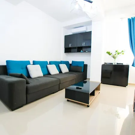 Dor De Mare - Apartments Toscana - 150M From The Beach ! Navodari